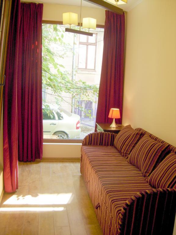 Apartment On Pushkinskaya 16 Odessa Quarto foto
